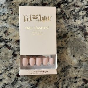 🆕 Red Aspen Nail Dashes